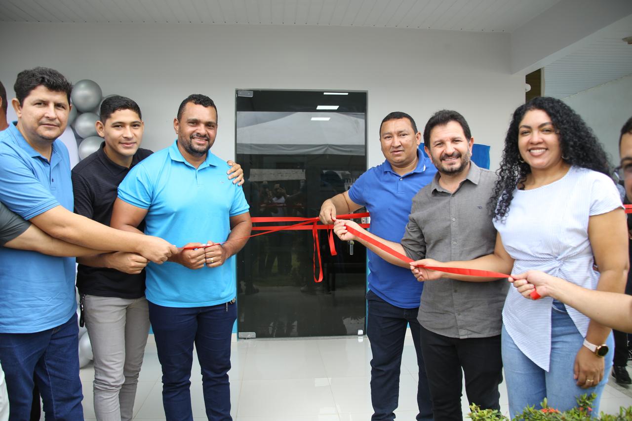 Alto Alegre inaugura Laboratório Municipal e encerra dependência da capital para exames clínicos